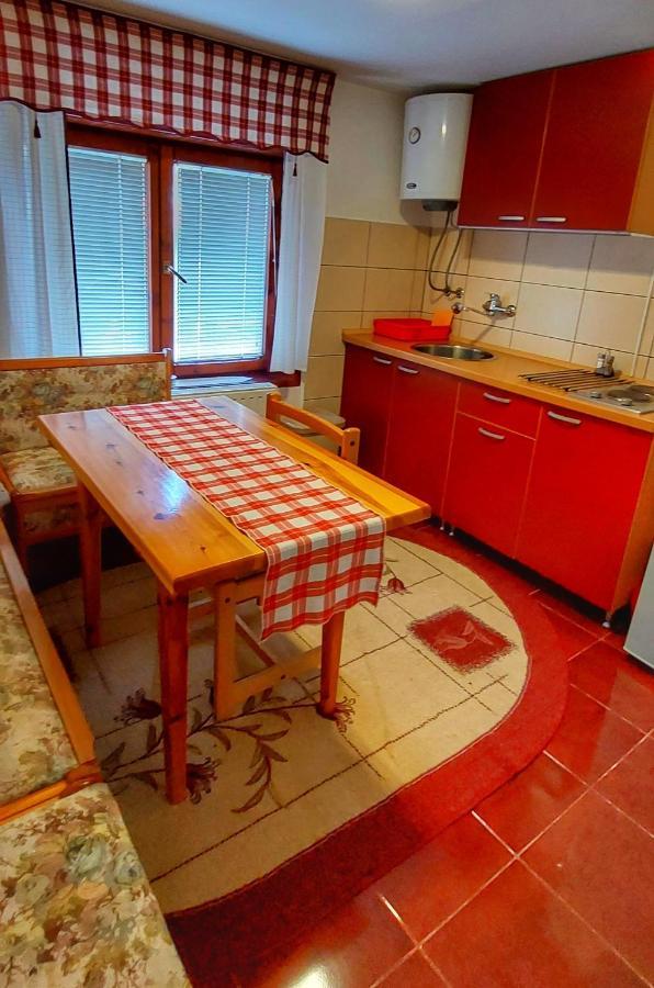 Apartment Relja ซลาตีบอร์ ภายนอก รูปภาพ